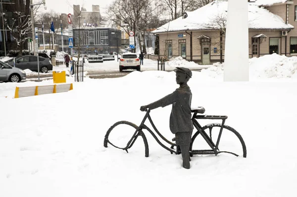 Rakvere Estonia Lutego 2019 Obiekt Sztuki Centrum Miasta Rakvere Śniegu — Zdjęcie stockowe