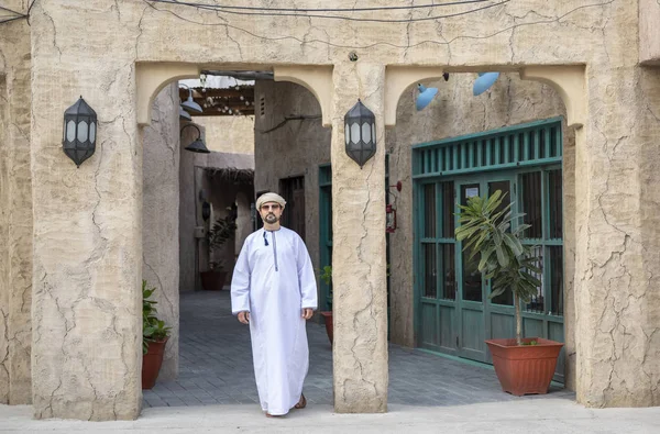 Eski Seef Bölümünde Dubai Suudi Arabistan Arap Yakışıklı — Stok fotoğraf