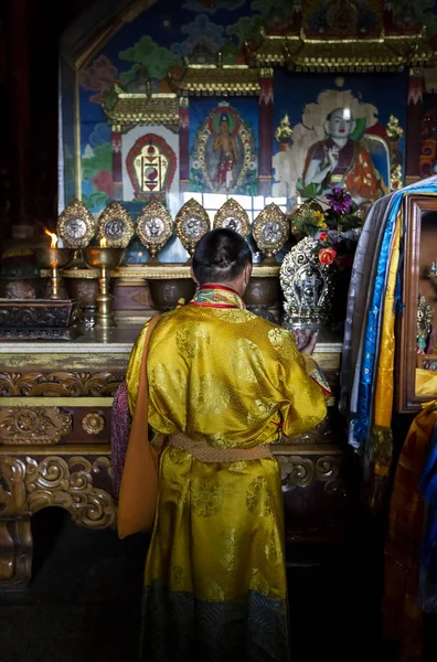 蒙古乌兰巴托 2015年9月27日 乌兰巴托寺庙的僧人 — 图库照片