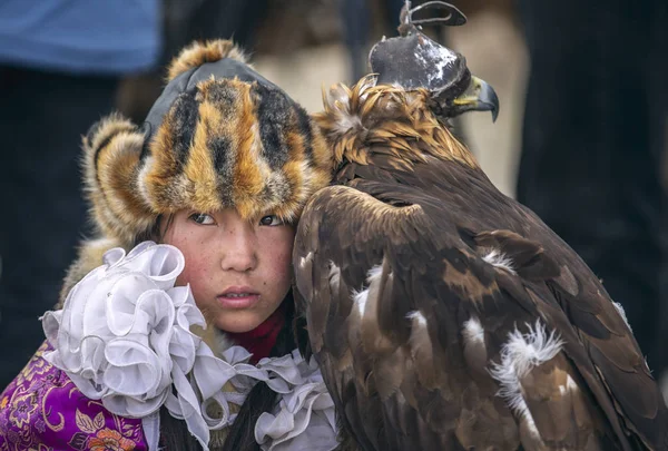Bayan Ulgii Mongolia Octubre 2015 Cazadora Águila Kazakh Con Ave —  Fotos de Stock