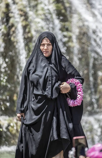 Kashan Iran 25Th April 2019 Iranian Ladies Waterfall — Stock Photo, Image