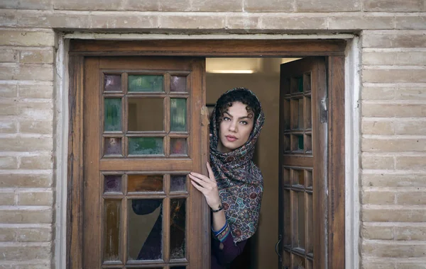 Bela Mulher Iraniana Fin Jardins Kashan — Fotografia de Stock