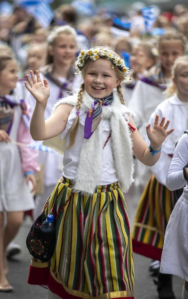 Tallinn Estonia 6Th July 2019 Kids Traditional Clothing Streets Tallinn — Stock Photo, Image