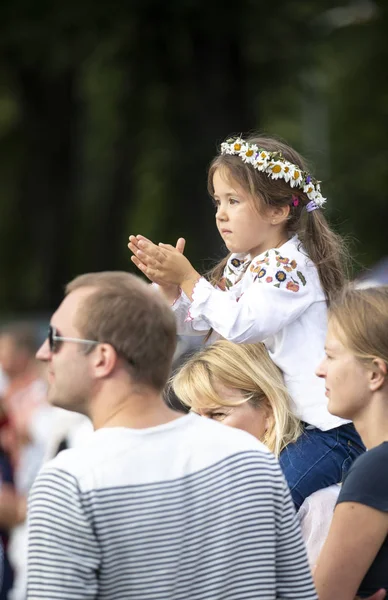タリン エストニア 2019年7月6日 150年前から5年ごとに開催されるエストニア民謡フェスティバル ラウルピドゥ の人々 国の歴史の中で最も重要な出来事 — ストック写真