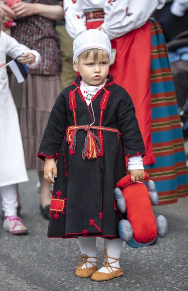 Tallin Estonia Julio 2019 Niño Pequeño Ropa Nacional Estonia Del — Foto de Stock