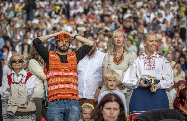 Tallinn Estonie Juillet 2019 Les Gens Festival Estonien Chant Folklorique Photos De Stock Libres De Droits