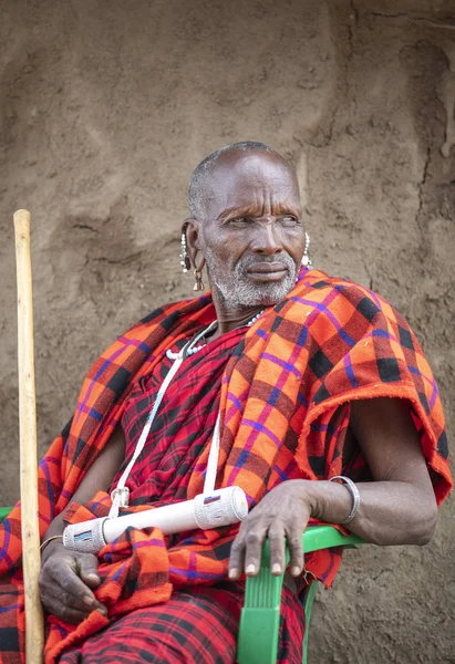 Arusha Tanzania 7Th September 2019 Maasai Elder Resting His Home — Stok fotoğraf