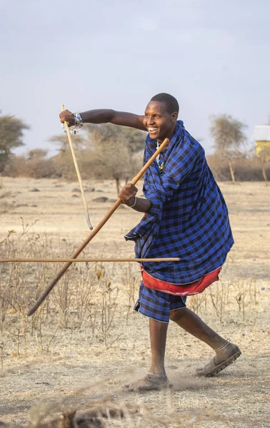 Arusha Tanzania 7Th September 2019 Maasai Warriors Practicing Fencing Masai — Stock Photo, Image