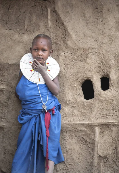 Arusha Tanzania Septiembre 2019 Joven Hermosa Masai Vestida Con Ropa — Foto de Stock