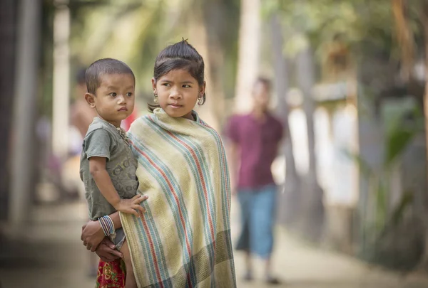 Chittagong Bangladeş Şubat 2016 Bangladeşli Kadın Çocuğu Kırsal Kesimdeki Köylerinde — Stok fotoğraf