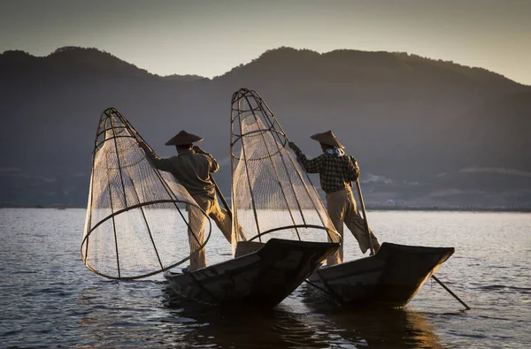 Lake Inle Myanmar November 2014 Sjön Inle Fiskare Fiske Början — Stockfoto