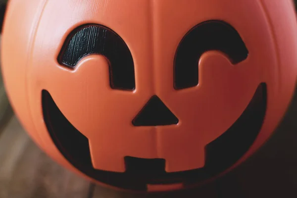 Concepto Halloween Primer Plano Una Calabaza Sonriente —  Fotos de Stock