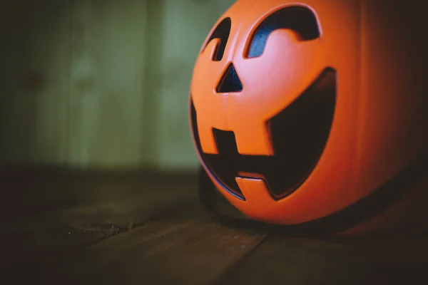 Halloween Konceptet Pumpa Ovanpå Ett Träbord — Stockfoto