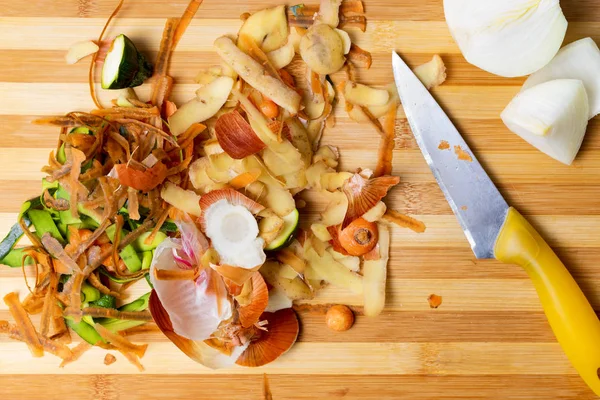 Residuos Verduras Que Quedan Después Cocinar Para Una Dieta Mediterránea — Foto de Stock