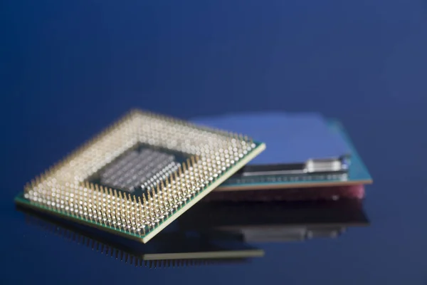 Unidade Processamento Central Processadores Cpu Microchip Fundo Azul — Fotografia de Stock