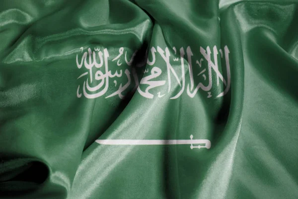 Geschwungene Flagge Des Königreichs Saudi Arabien Auf Seidenstoff Großaufnahme — Stockfoto