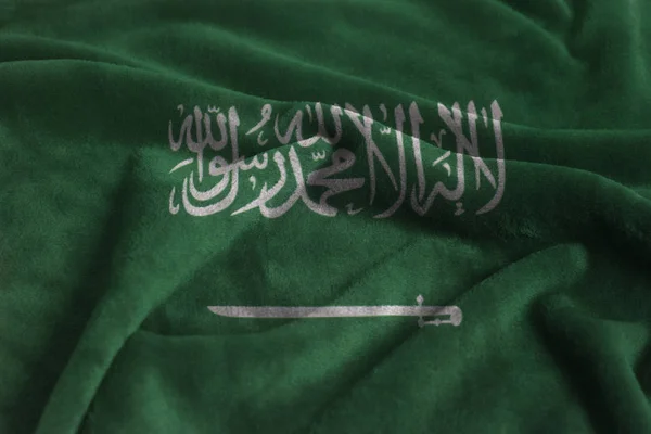Dalgalanan Bayrak Suudi Arabistan Krallığı Kadife Kumaş Üzerine Yakın Çekim — Stok fotoğraf