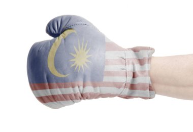 Boks eldiveni beyaz bir arka plan üzerinde izole Malezya ulusal bayrağını