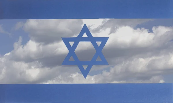 Σημαία Του Ισραήλ Φόντο Μπλε Ουρανού Και Σύννεφα Κινηματογράφηση Πρώτο — Φωτογραφία Αρχείου