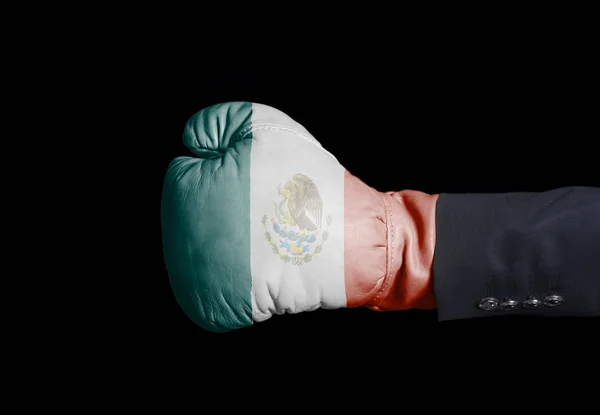 Mano Masculina Guante Boxeo Con Bandera México Sobre Negro —  Fotos de Stock