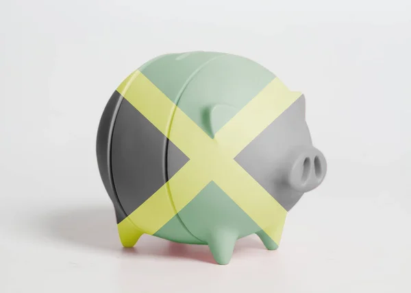 Banco Porquinho Com Bandeira Jamaica Isolada Fundo Branco — Fotografia de Stock