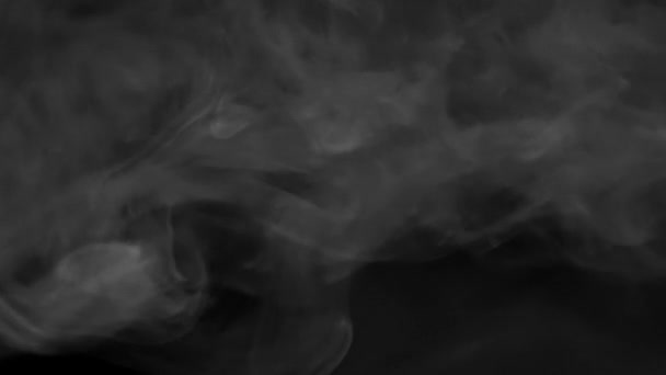 Humo, vapor, vapor, niebla, nube de humo realista mejor para usar en composición, 4k, modo de pantalla de uso para mezclar, vapor de cubos de hielo, niebla, humo de cigarrillo, niebla, niebla — Vídeos de Stock