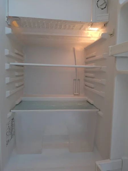 Refrigerador Completamente Vazio Conceito Crise Econômica — Fotografia de Stock