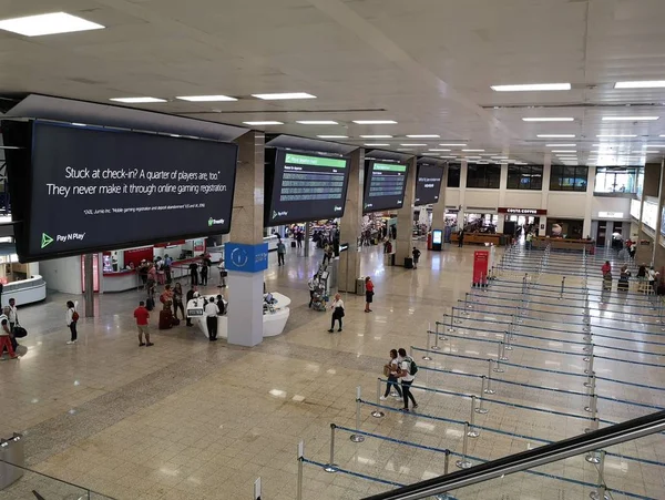 Malta 'daki Luqa havaalanının içi