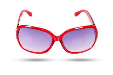 Gölge ile beyaz bir arka plan üzerinde güneş gözlüğü