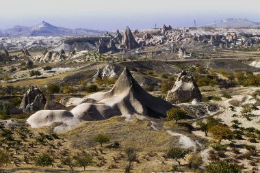 Kasaba ve kaya oluşumları mağara