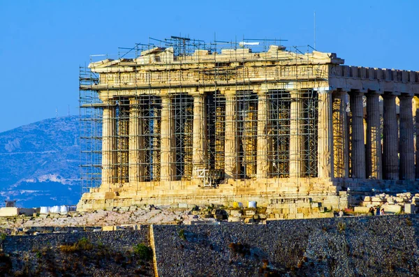 Atina 'daki Partenon ve Antik Akropolis