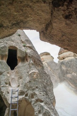muhteşem kaya oluşumları peri bacaları Vadisi, Göreme içinde Kapadokya denir.