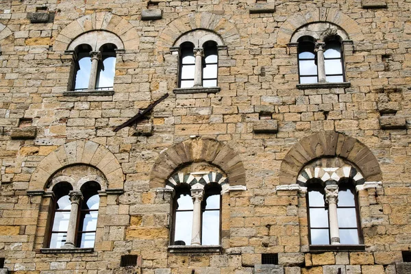 Дворец Мбаппе Вольтерре Тоскана Италия — стоковое фото