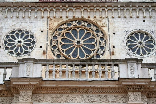 Rosa Janela Catedral Spoleto Umbria Itália — Fotografia de Stock