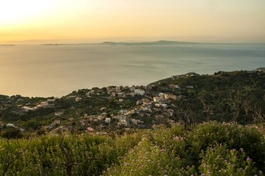Sorrento'nın Yarımadası üzerinden Monte San Costanzo, Massa Lubrense, peyzaj