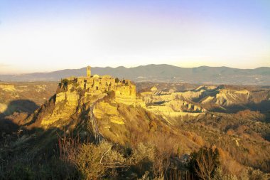 Terk edilmiş eski şehir Civita di bagnoregio, Viterbo, Lazio, İtalya