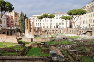 arkeolojik sit largo Torre argentina Roma, İtalya
