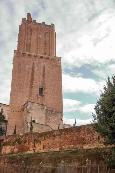 Turnul Milizie Cunoscut Sub Numele Turnul Nerone Turn Medieval Deasupra — Fotografie, imagine de stoc