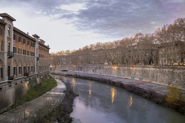 Pohled Tibera Riverside Panoráma Města Řím Itálie — Stock fotografie