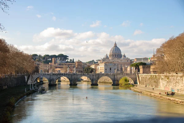 Vista Tibre Ponte Sant Angelo Cúpula Igreja San Pietro — Fotografia de Stock