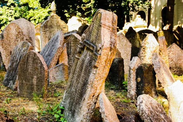 Oude Joodse Begraafplaats Een Van Belangrijkste Joodse Monumenten Praag Tsjechië — Stockfoto