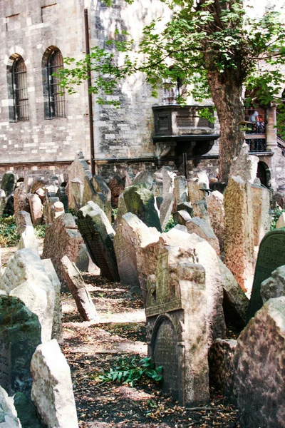 Prag Çek Cumhuriyeti 2015 Eski Yahudi Mezarlığı Üzerinde Önemli Yahudi — Stok fotoğraf