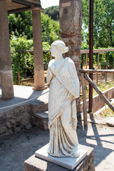 Pompei 2017 Estátua Quintal Uma Vila Antiga Cidade Romana Pompeia — Fotografia de Stock