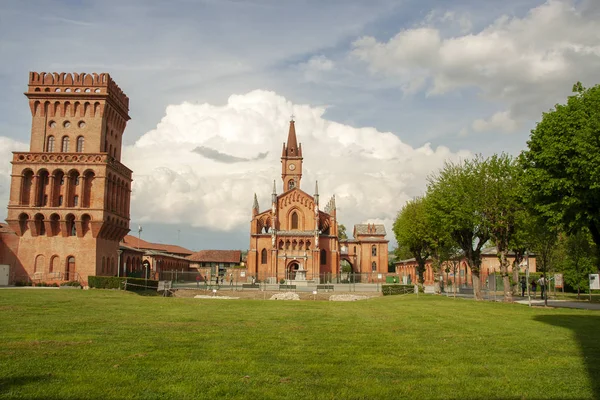 Arquitecturas Neogóticas Pollenzo Alba Piamonte —  Fotos de Stock