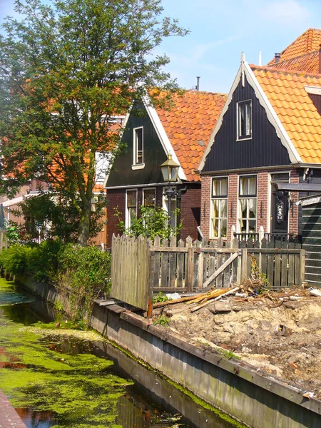 Urokliwe Ulicy Volendam Holandia — Zdjęcie stockowe