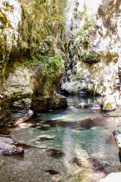 güzel çevre nehrin Bussento diriliş, bir doğal rezerv Cilento Milli Parkı çevresinde