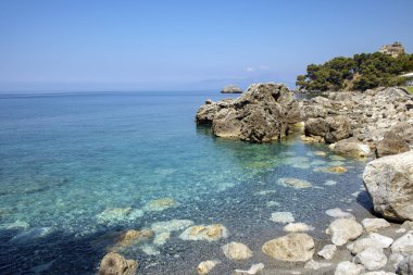 Maratea sahilinin küçük körfezi, Basilicata, İtalya