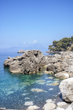Maratea sahilinin küçük körfezi, Basilicata, İtalya