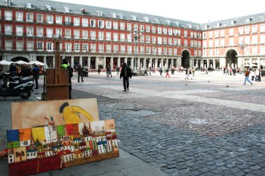 Madrid - İspanya - Şubat 2010 - Plaza Mayor sanatçılar