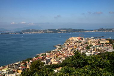 Bir Pozzuoli llandscape 